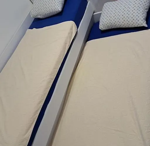 Chris Apartment19 Apartment